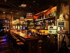 -城墙外BAR