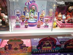 -泡泡玛特POPMART(国金街店)