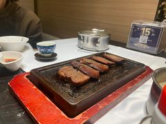 -红鼎豆捞·非遗鲍皇汤火锅(宝丰路店)