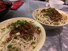 凉面-巴厘龙虾·榜首油焖大虾(洞庭·艺术洋房店)