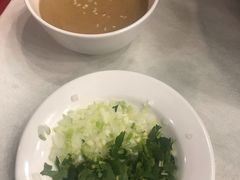 传统麻酱调料-东来顺饭庄(王府井步行街店)