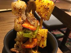 -云海肴·汽锅鸡·云南菜(天山百盛优客店)