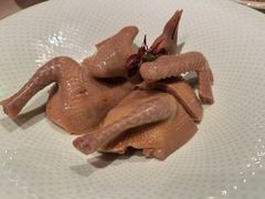 乳鸽-皇朝会.经典传统粤菜(外滩店)