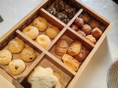 -八府香鸭·啫啫煲(华山路店)