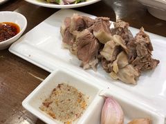 -清真·玛丽亚新疆菜主题餐厅(浙江中路店)