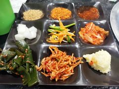 -烤路里·韩国品质自助烤肉(石路天虹4号店)