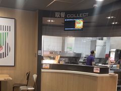 -麦当劳(轻轨曹杨路店)