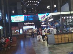 -CGV影城(滨江天街IMAX店)