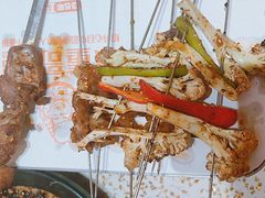 -小董哥烤串·爆汁大油边(故宫店)