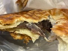 黄金红豆小鱼起酥-巴黎贝甜(大宁国际商业广场店)