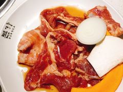 满心尝五花肉-本家韩国烤肉(青岛万象城店)