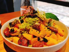 烤肉肠芒果沙拉-BE BRIGHT KITCHEN(正佳广场店)