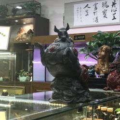 -灵彩珠宝(朗香街店)
