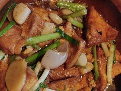 -八府香鸭·啫啫煲(华山路店)