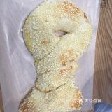 第二天去排队半小时 环境很棒 还可以抓娃娃哦