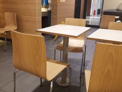 -麦当劳(世界城广场店)