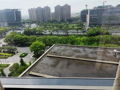 -上海虹桥西郊假日酒店