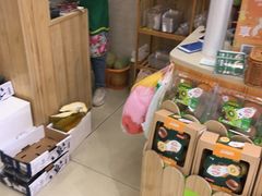 零售区-百果园(奕淳公寓店)