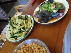 -曹丞相·地锅鸡·地锅鱼(武林店)