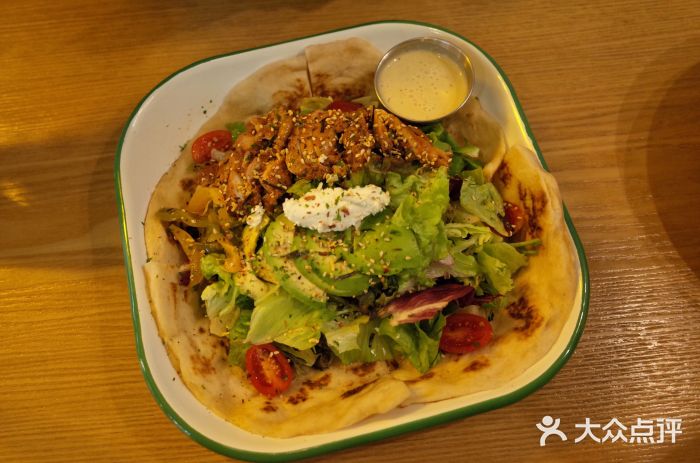 HELLO 27 意面·沙拉·帕尼尼图片