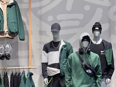 -王府井百货(中州中路店)