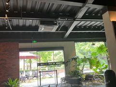 -J Create城市露营咖啡·简餐·宠物(上海动物园店)