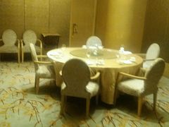 -鲁商铂尔曼大酒店·铂丽自助餐厅