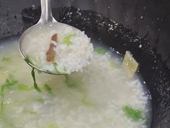 -海大大蒸汽海鲜餐厅·粤菜·特色小炒(欢乐颂店)