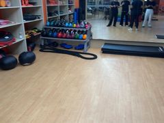 -CXFIT 陈徐健身工作室(凯旋店)