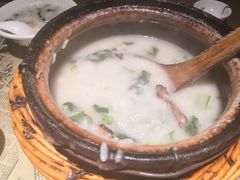 -粤港湾砂锅粥·宵夜(宝龙店)