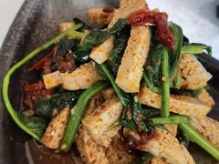 -马尔龙新疆饭店·清真(瑞景店)