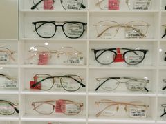 -宝岛眼镜(常熟珠江路欧尚店)