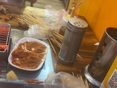 -哈尔滨小酒馆·鲜肉现穿自助烧烤(康新花园店)