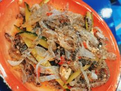 -马路边边串串香(苗栗路店)