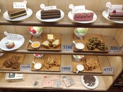 -猫的天空之城概念书店(杭州南宋御街店)