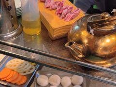 -唯成•韩国炭火烤肉 유성고기