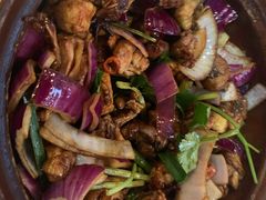 -胡须佬鸡煲四季火锅店(石厦西村直营店)