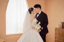 -巴黎春天婚纱摄影(临安店)