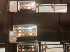 -Laderach 莱德拉(上海环贸iapm店)