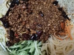 -老码头黑皮肘子锅包肉熏酱水饺(文政街店)