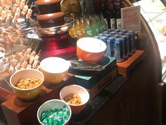 自助调料区-领鲜活海鲜榴莲自助火锅(东门店)