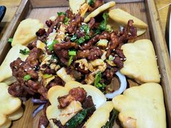 -老东镇啤酒屋海鲜加工·蒸汽海鲜·海鲜烧烤(台东店)