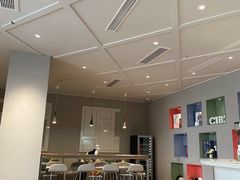 -潮一不贰·法式甜品·生日蛋糕·西式简餐(外滩店)