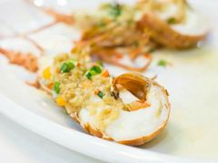 -鑫悦楼煎蟹·16年海鲜大排档