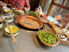 -阿婆情腊排骨火锅·野生菌季(古城旗舰店)