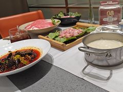 -红鼎豆捞·非遗鲍皇汤火锅(宝丰路店)