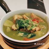 跟小姐妹團了個兩人券 又加點了老鴨湯跟蝦仁