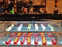 -荣誉国际酒店-云顶旋转餐厅