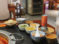-晓宇重庆火锅(龙首店)
