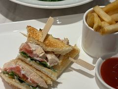 -COVA 餅店及餐廳(太古广场店)